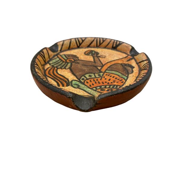 Handpainted‎ Native inspired pottery ashtray - Picture 3 of 6